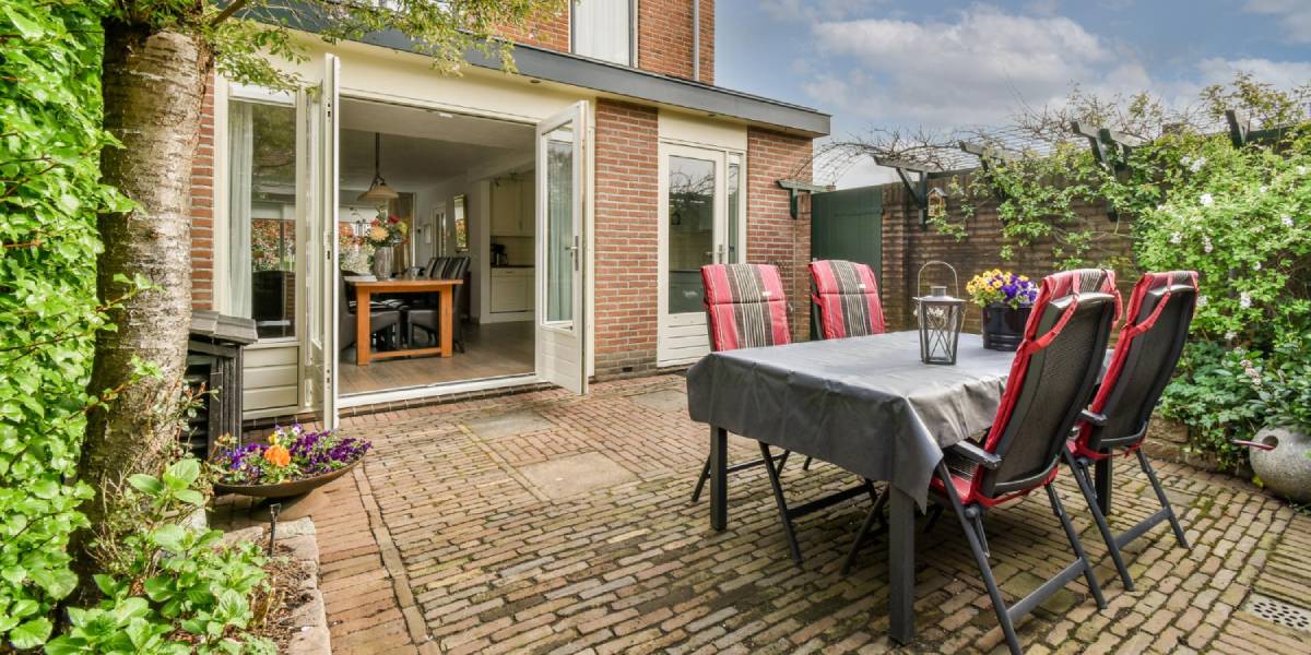 Small Patio Design Ideas for Better Outdoor Living